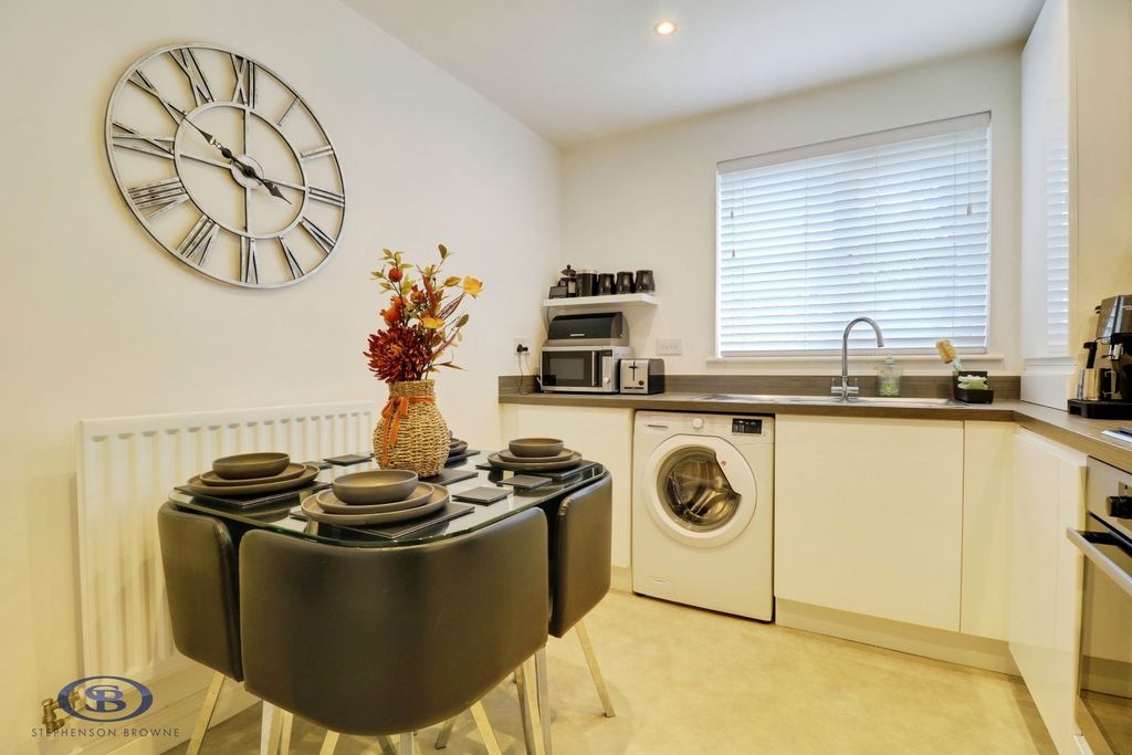 Property photo 3 of 16 Pbox-Img.Jpg