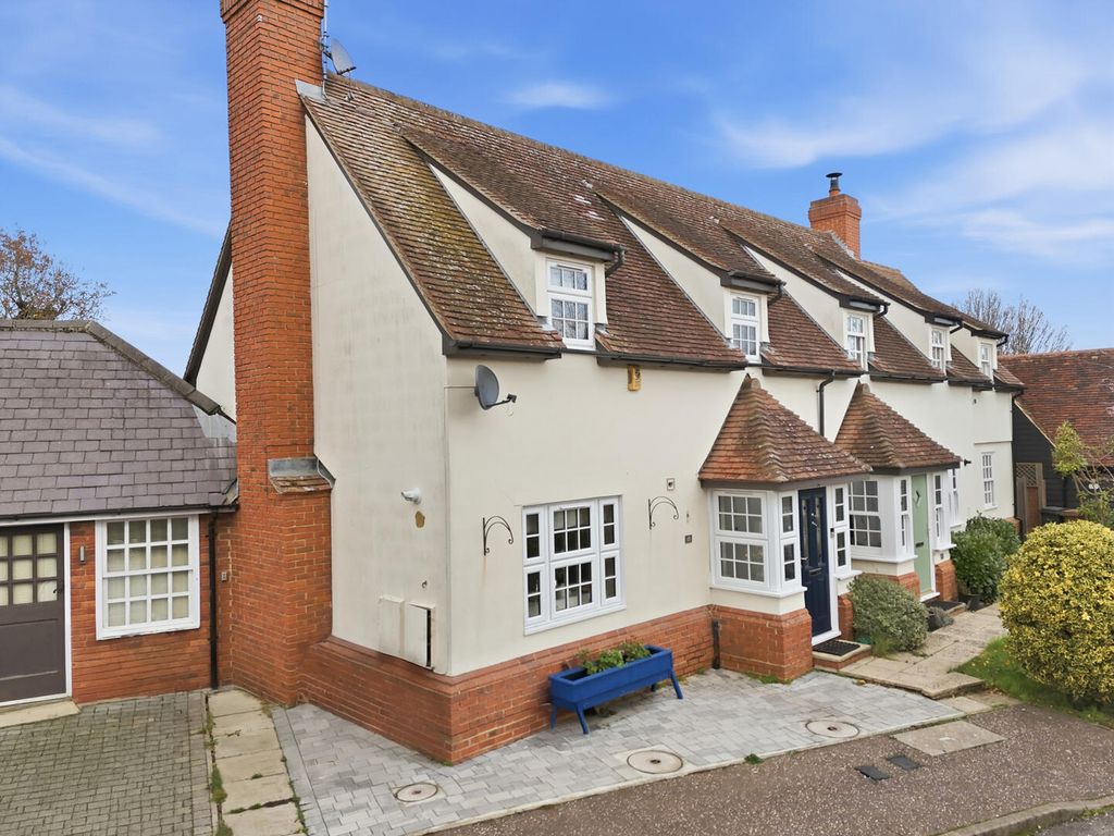 Property photo 2 of 24 Front (Exterior)