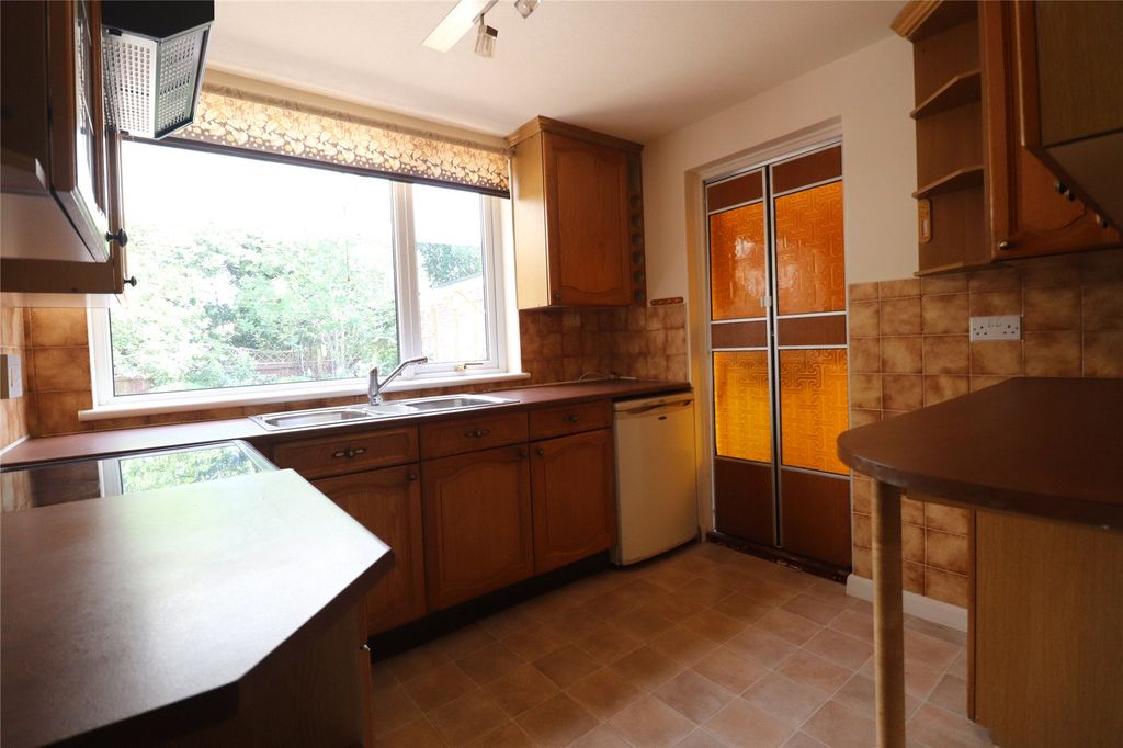 Property photo 3 of 15 Picture No. 10
