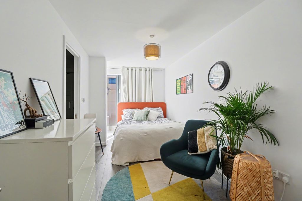 Property photo 2 of 10 Img_3017