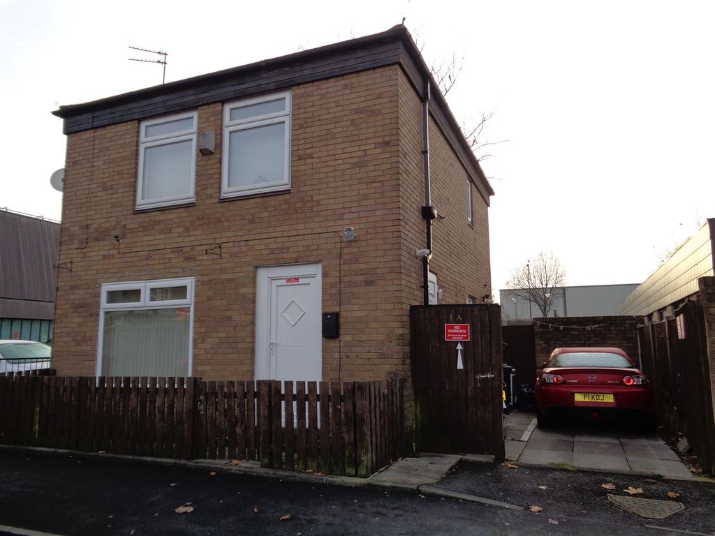 Property photo 1 of 7