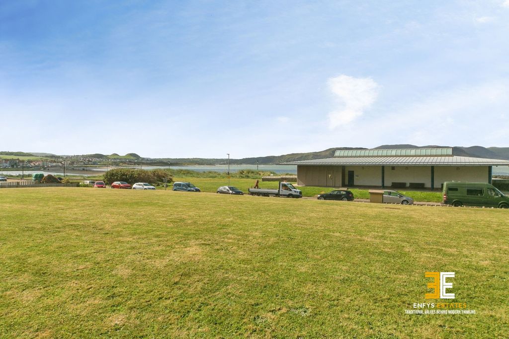 Additional image 19 of 1 bed flat for saleGogarth Morfa, Abbey Road, Llandudno LL30