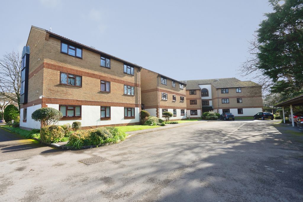 Property photo 1 of 12