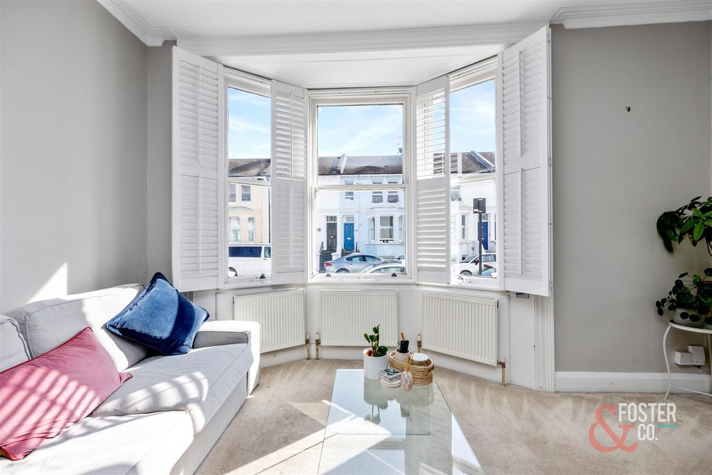 Property photo 3 of 16 Goldstone Road_55_Gff-015.Jpg