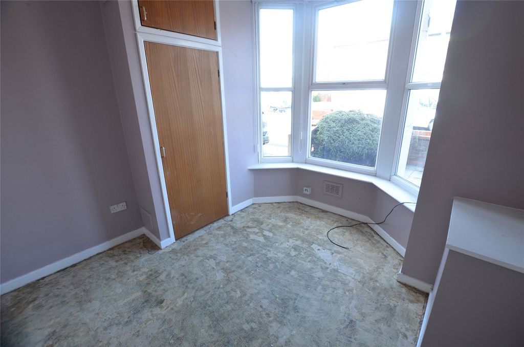 Property photo 3 of 12 Picture No. 13