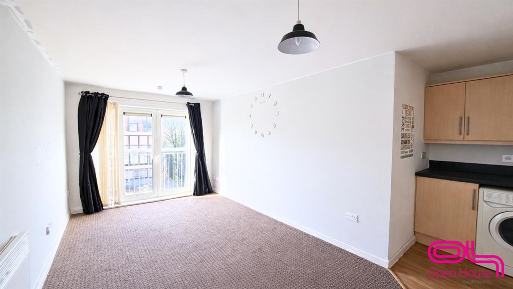 Property photo 1 of 10 Add A Subheading (19).Png