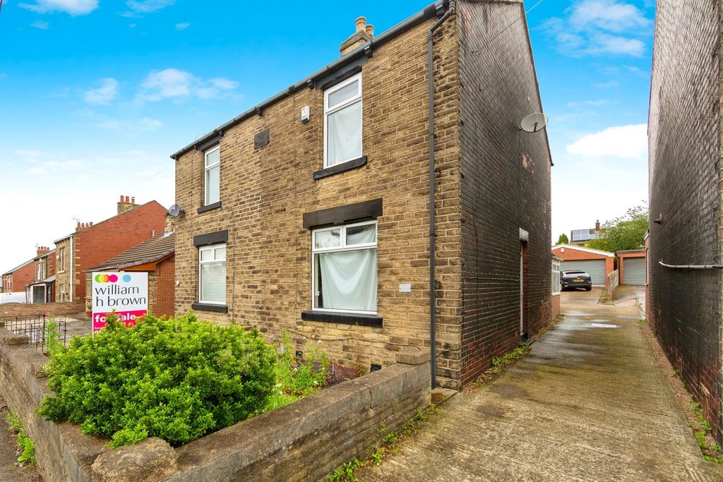 Property photo 1 of 17