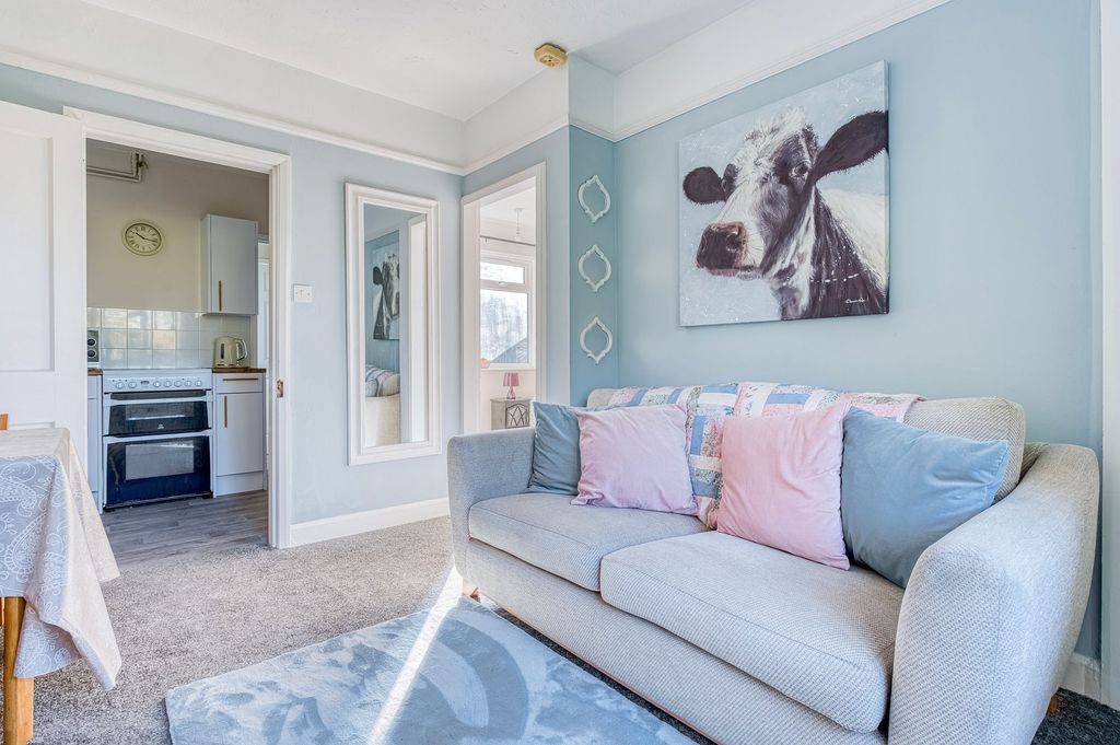 Property photo 3 of 15