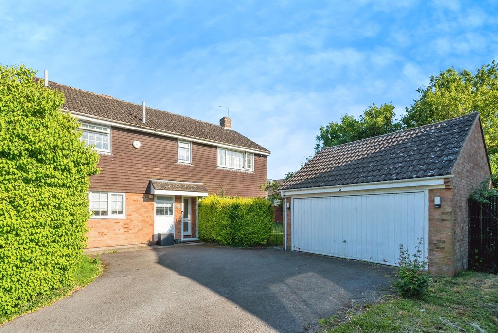 Property photo 1 of 13