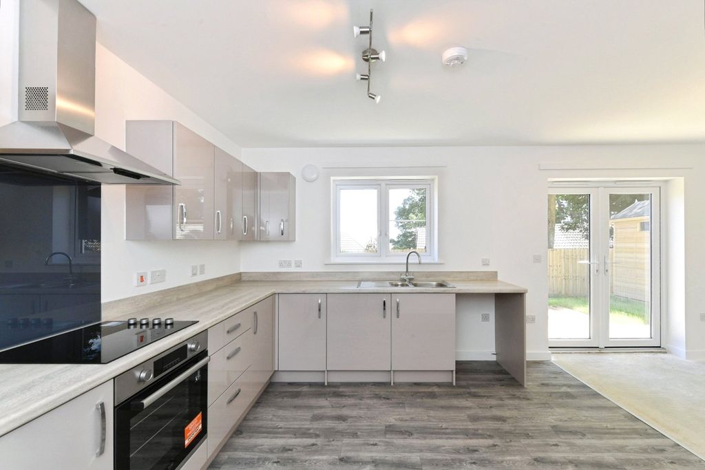 Property photo 2 of 15 Pbox-Img.Jpg