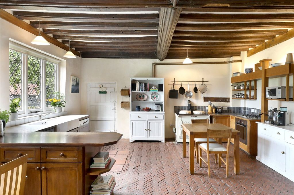 Property photo 3 of 20 Kitchen/Dining