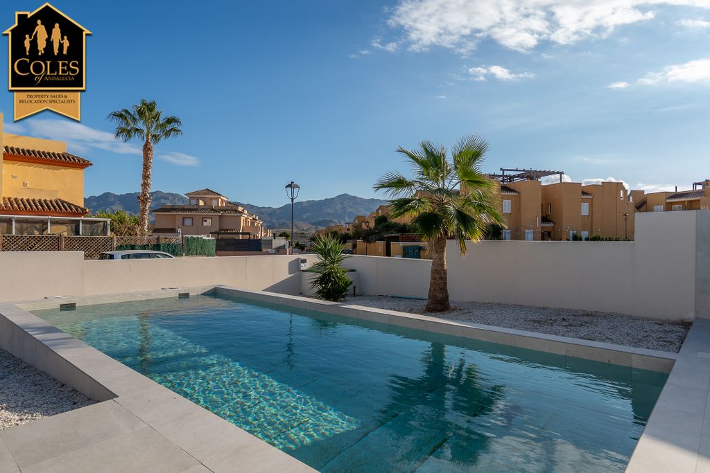 Property photo 2 of 26