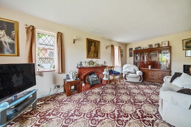 Property photo 3 of 11 Reception