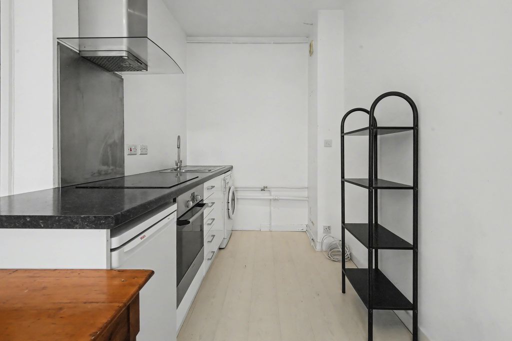Additional image 6 of 1 bed flat for saleAlbion Place, Oxford OX1