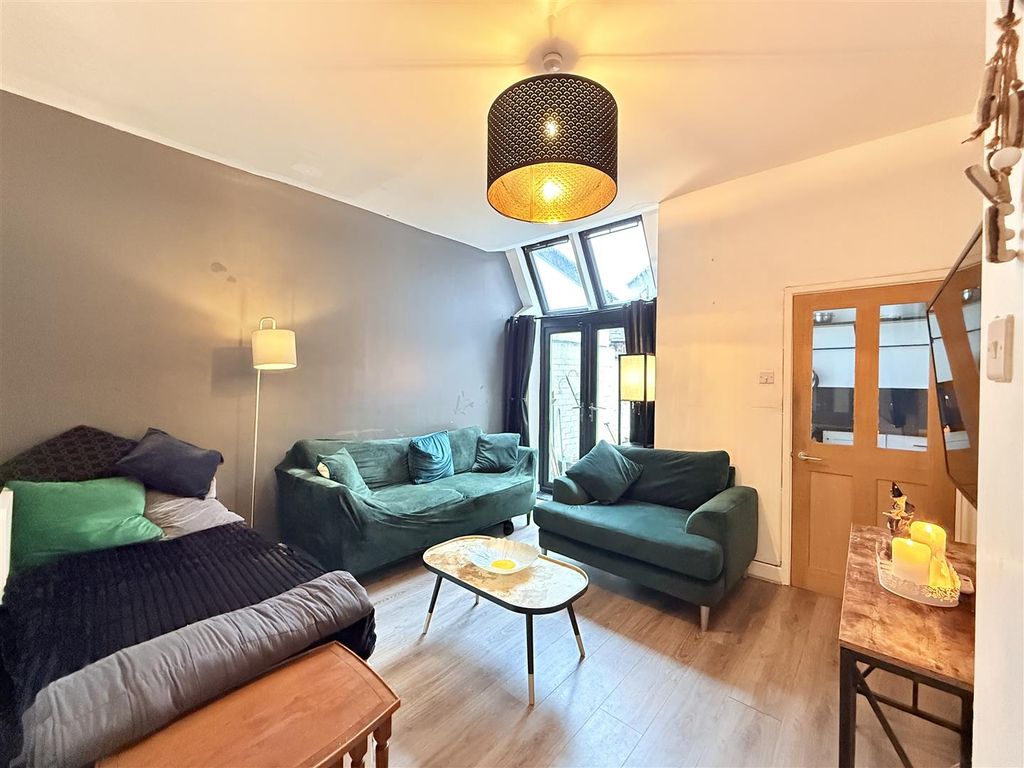 Property photo 3 of 14 Img_2015.Jpeg