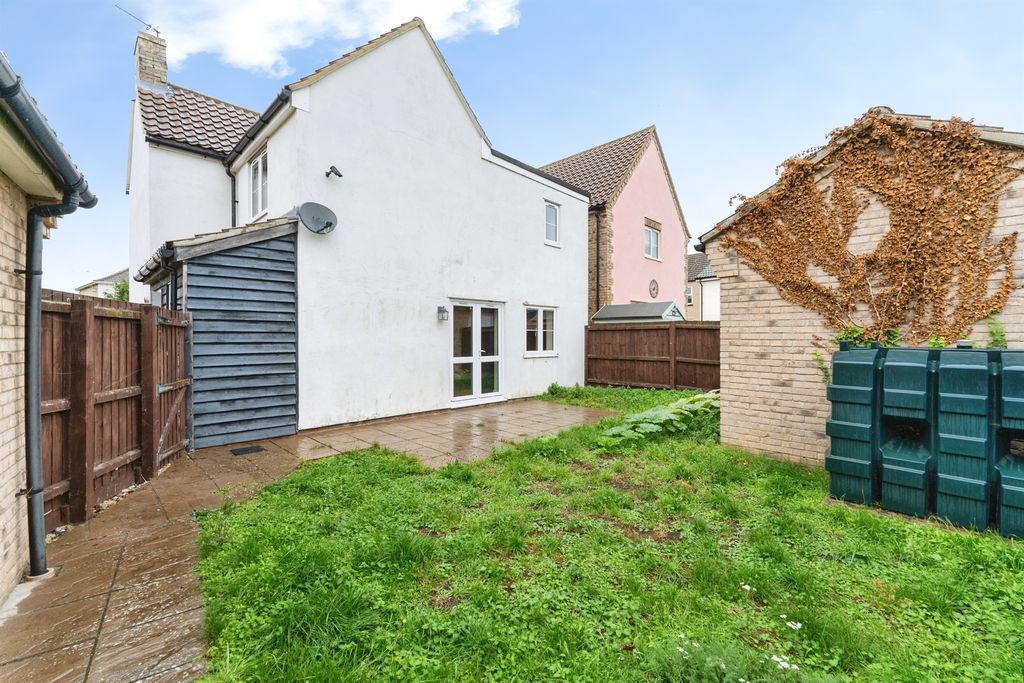 Property photo 2 of 19