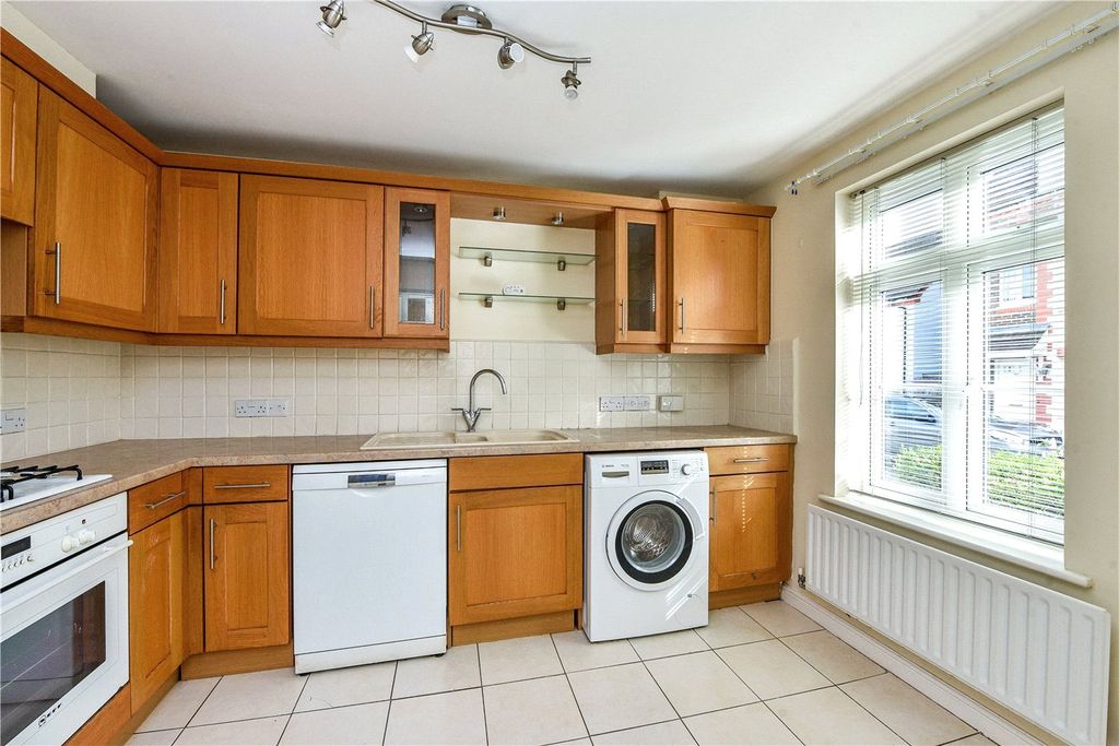 Property photo 2 of 12 Picture No. 02
