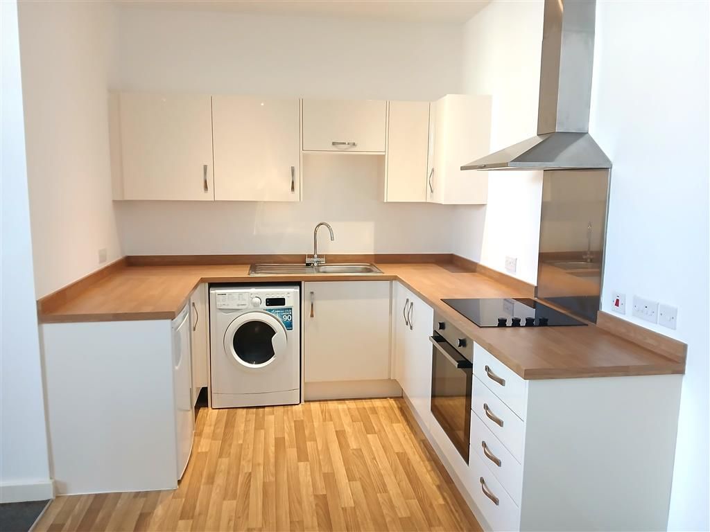 Property photo 1 of 5 Kitchen