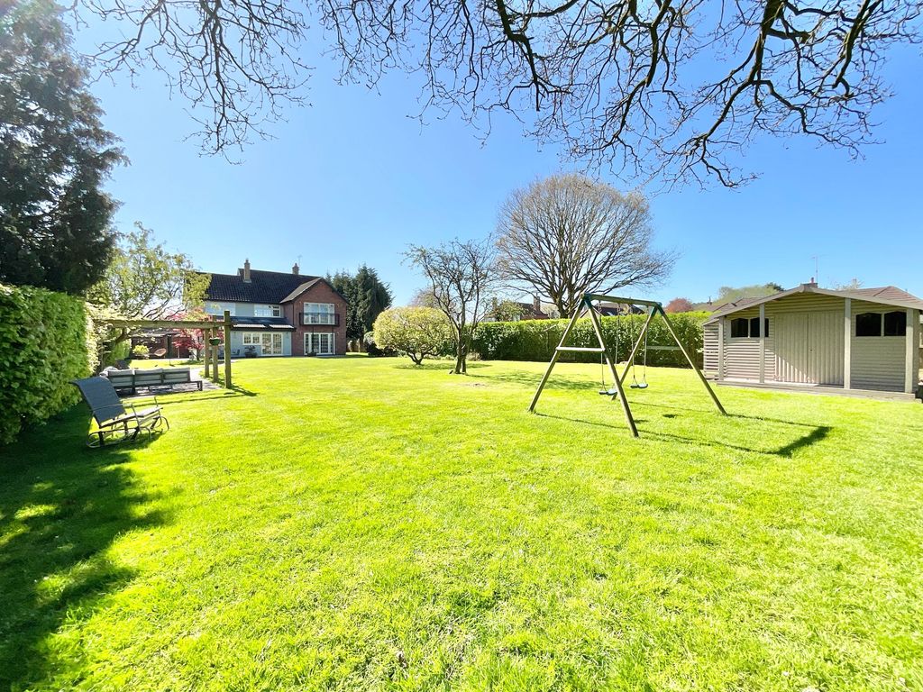 Property photo 3 of 48