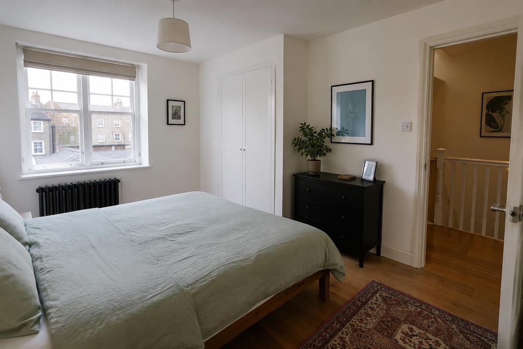 Property photo 3 of 4 Bedroom.Png