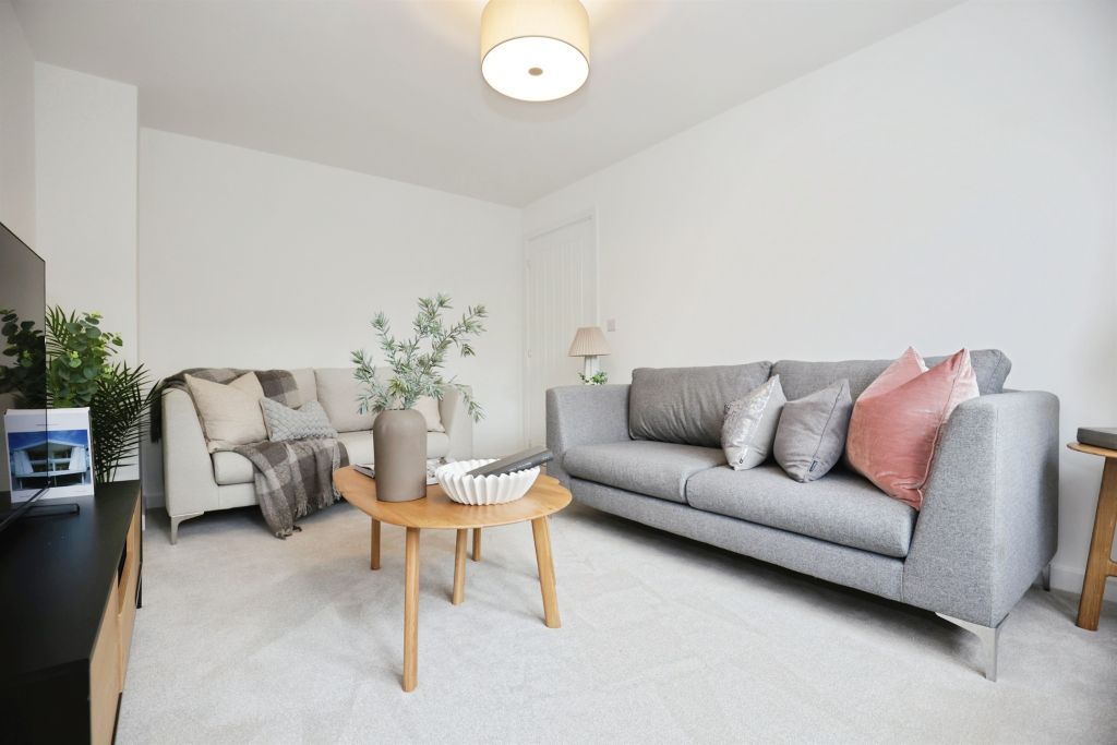 Property photo 3 of 17