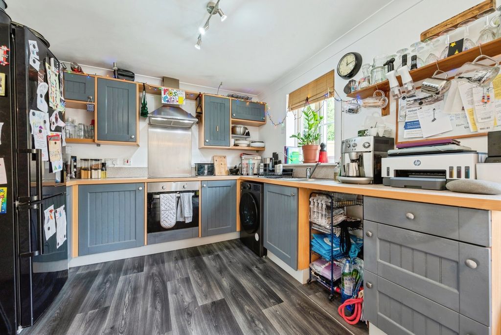 Property photo 2 of 12 Pbox-Img.Jpg