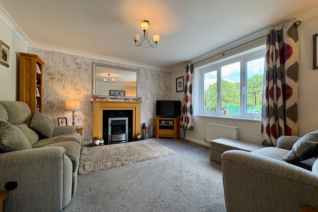 Property photo 3 of 23 Img_3435
