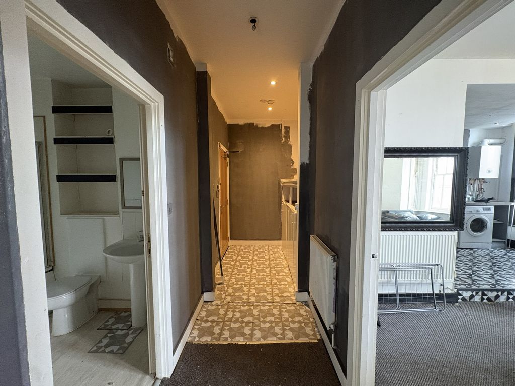 Property photo 3 of 13 Img_0747