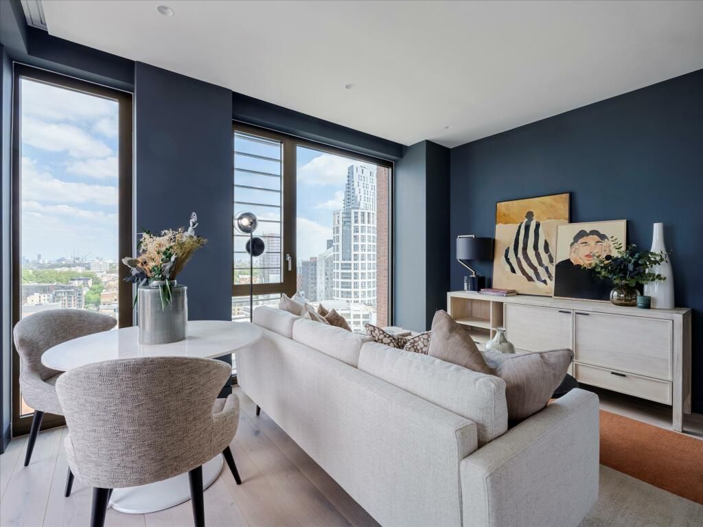 Property photo 3 of 12