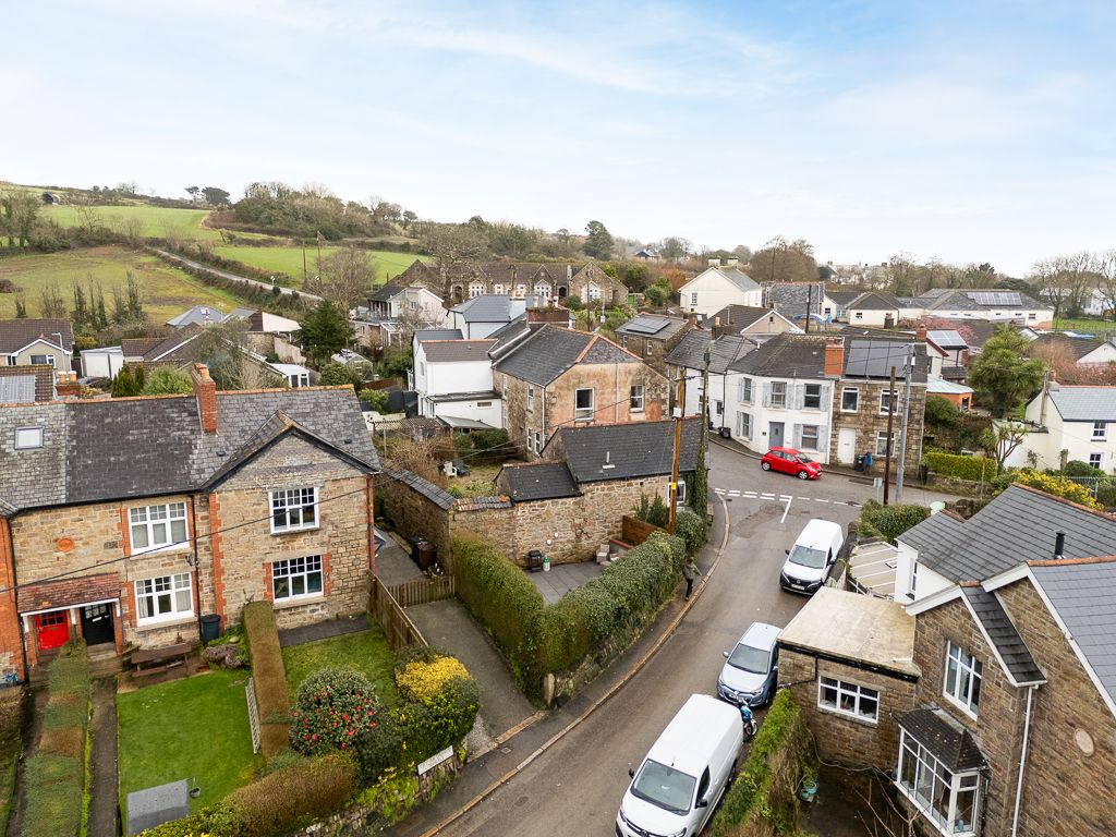 Property photo 3 of 23