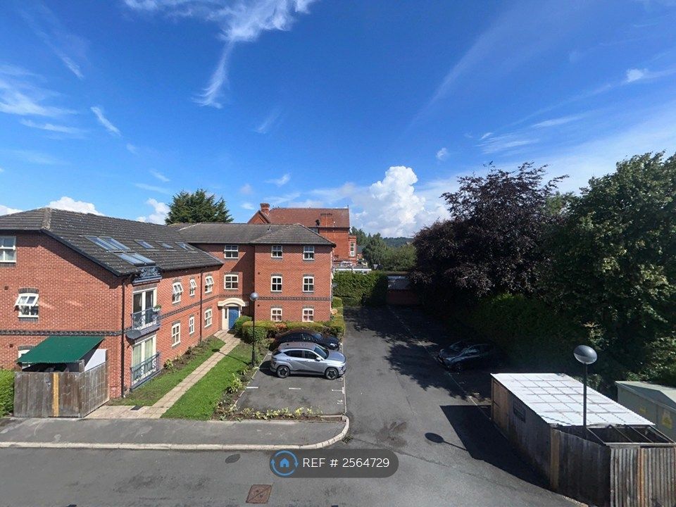 Property photo 2 of 13