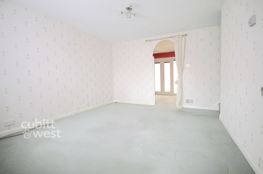 Property photo 3 of 11 E5E42248-Fileacce...