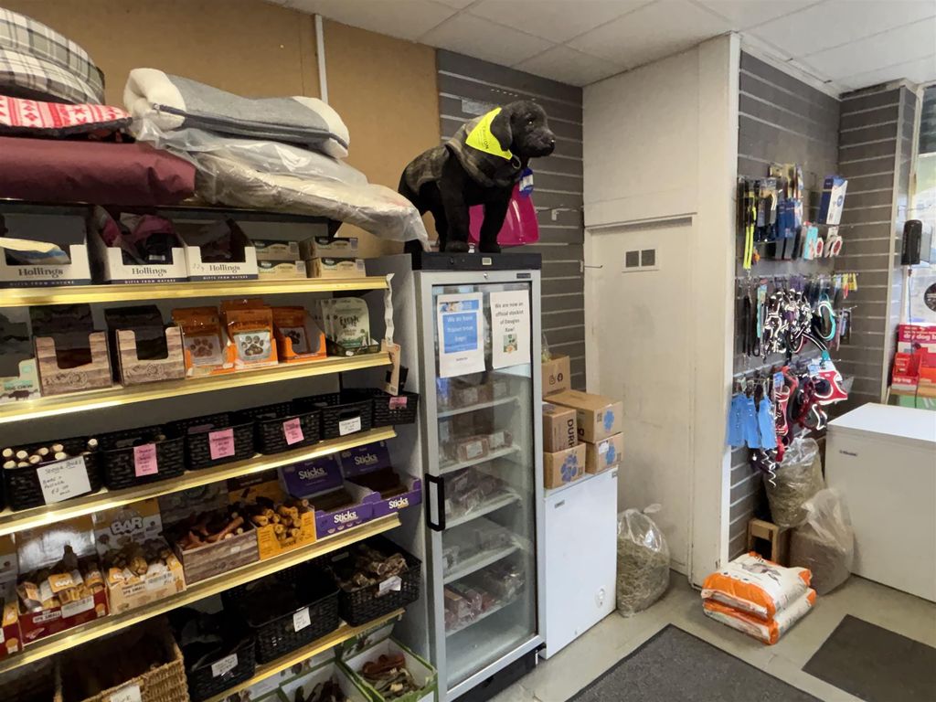 Property photo 3 of 7 Photo 2