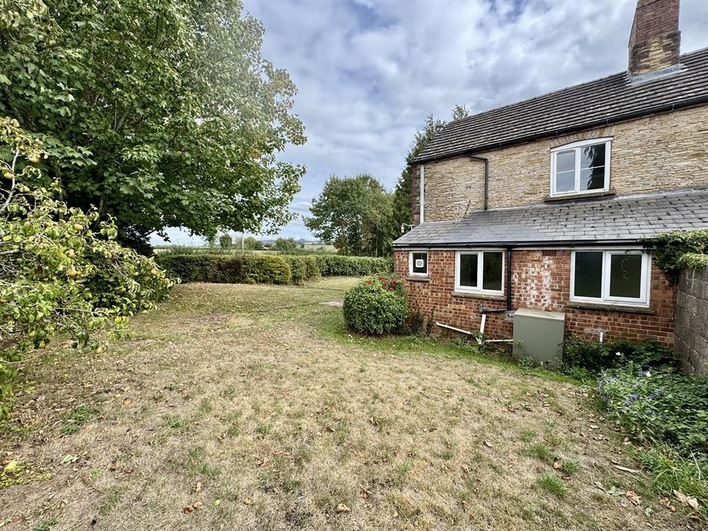 Property photo 3 of 12 Photo