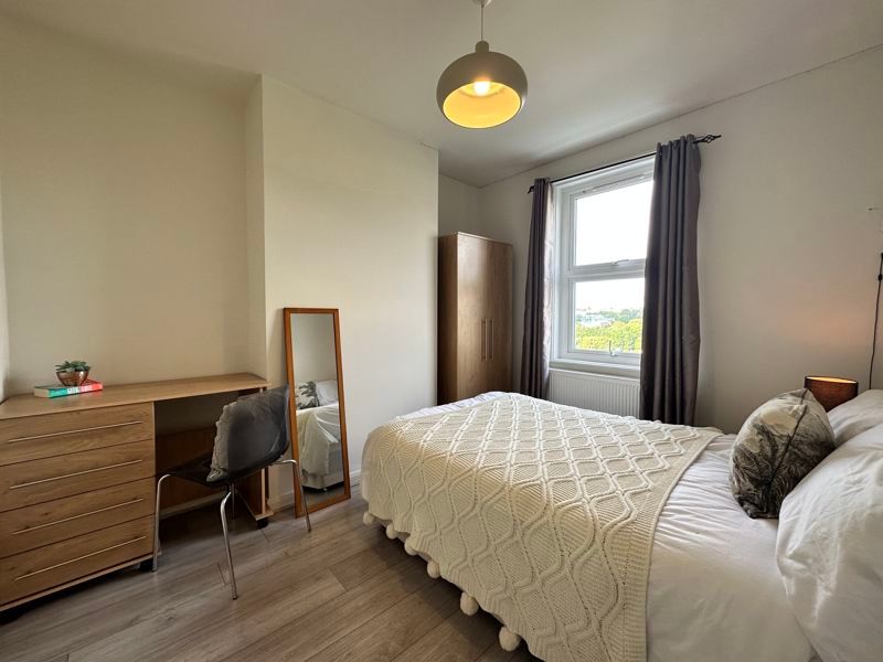 Property photo 2 of 12 Photo 22