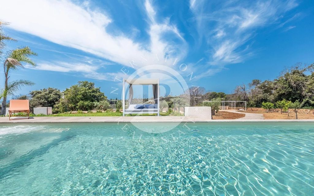 Property photo 2 of 51