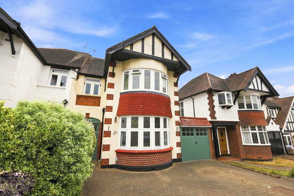 Property photo 1 of 29