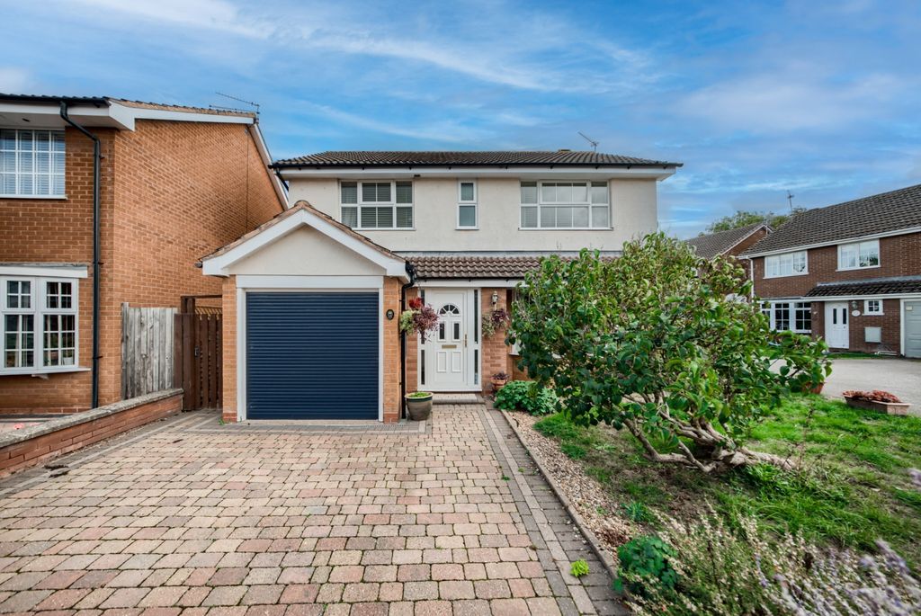 Property photo 1 of 13 Xh2A1345-Hdr(3)-Edit
