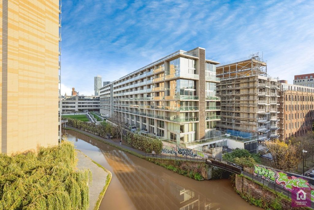 Property photo 1 of 18 Picture No. 11