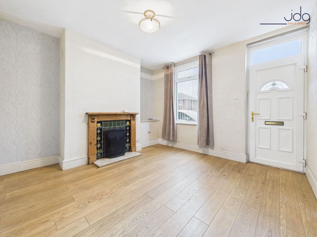 Property photo 2 of 9 Cosy Lounge