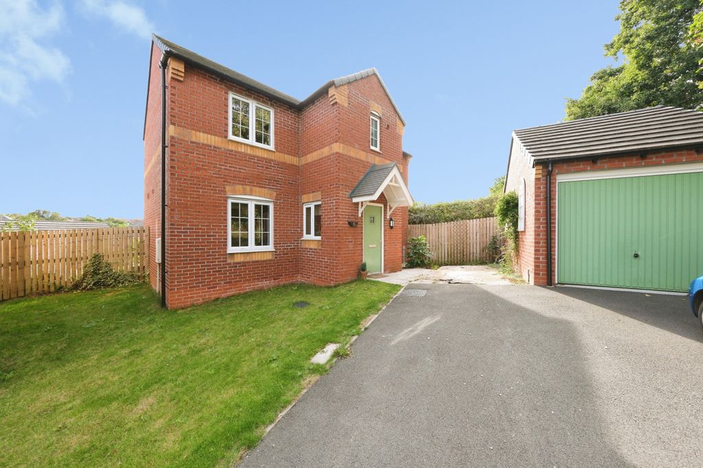 Property photo 1 of 32 Img_8345
