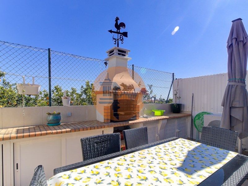 Property photo 2 of 70