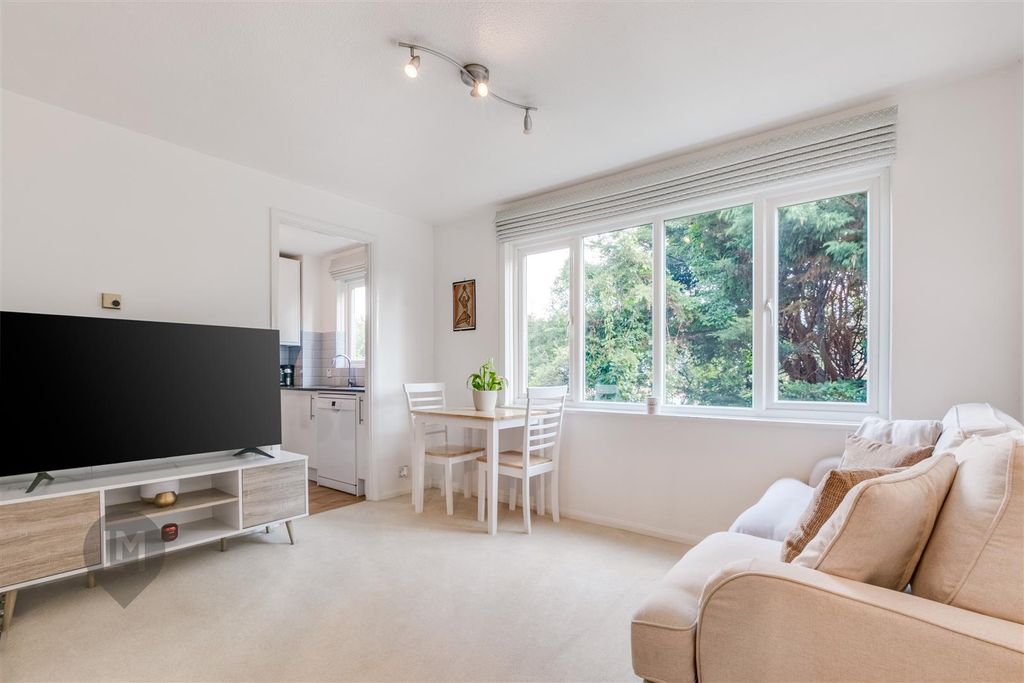 Property photo 1 of 6 Reception Room