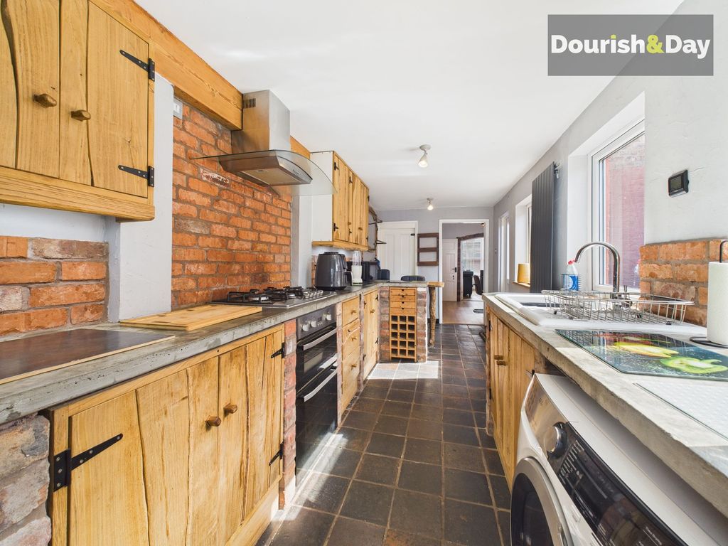 Property photo 2 of 14 Kitchen Diner