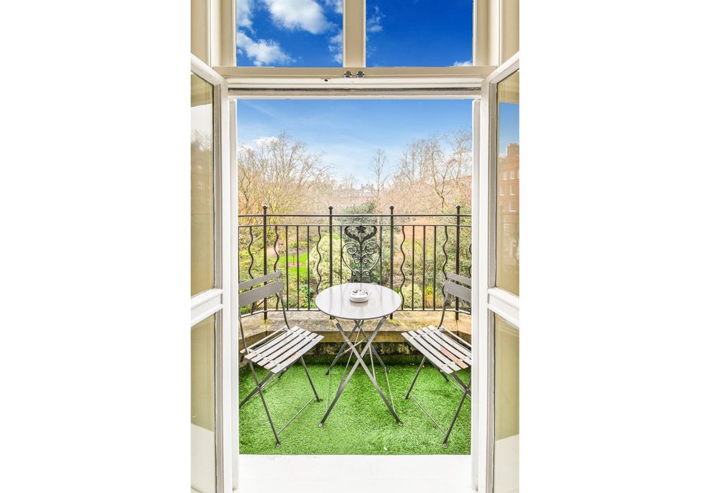 Property photo 1 of 18 Morning Coffee?!