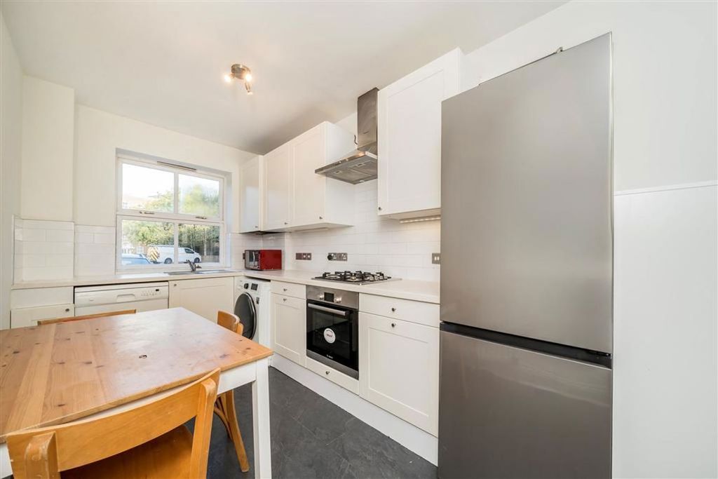 Property photo 2 of 5