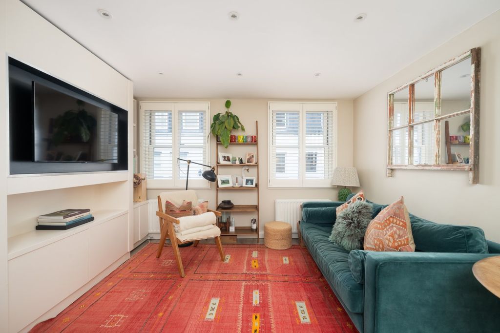 Property photo 2 of 9 Reception Room