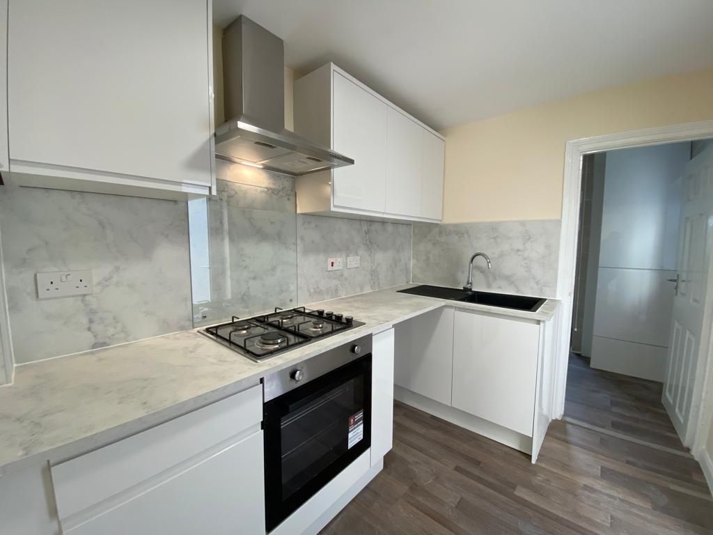 Property photo 1 of 2