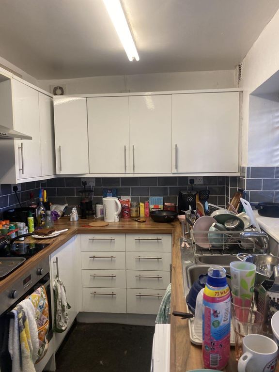Property photo 3 of 6 Bright Fitted Kitchen With Modern White Cabinets, ...
