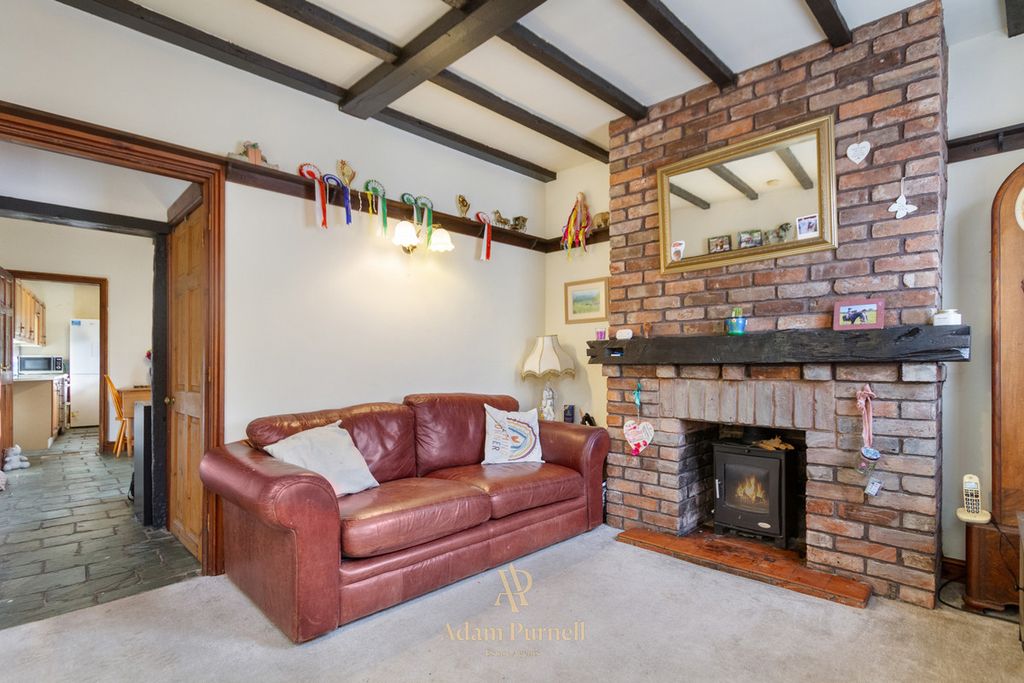 Property photo 3 of 13